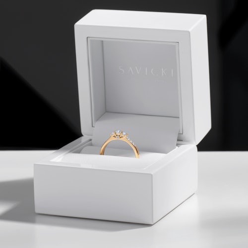 Pierścionek zaręczynowy Dream: złoty, diamenty